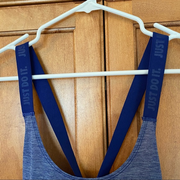 Nike Tank Top - Picture 7 of 10